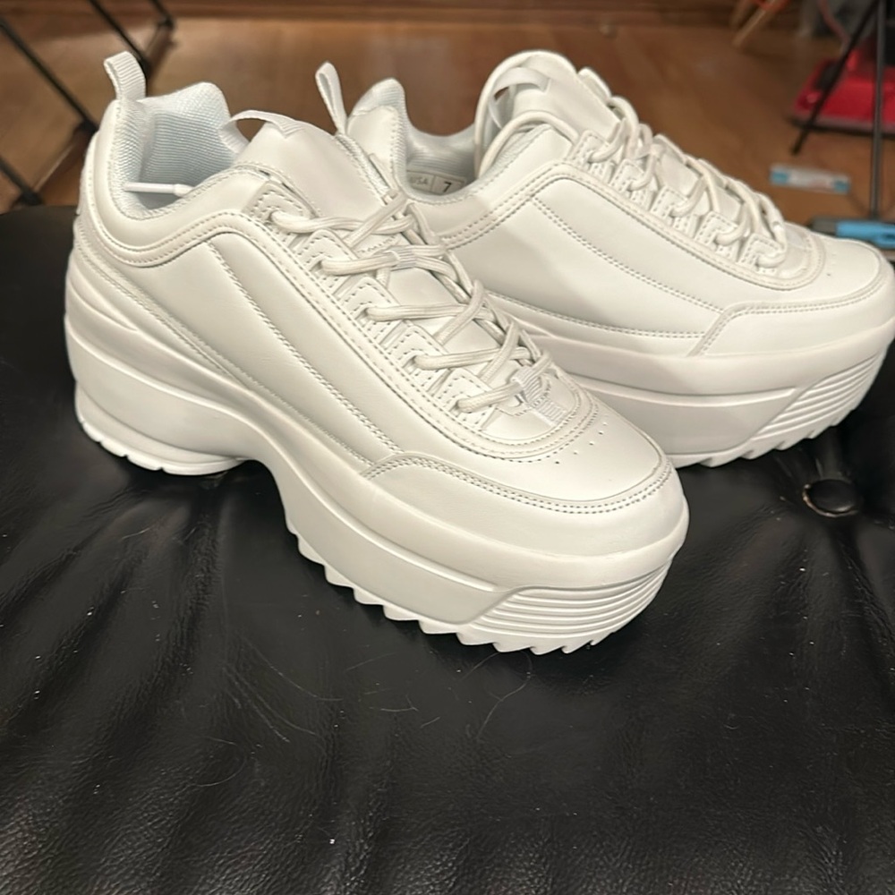 Dolls kill white platform sneakers size 7 brand new in box never worn